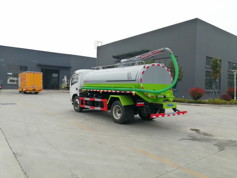 东风10方吸粪车