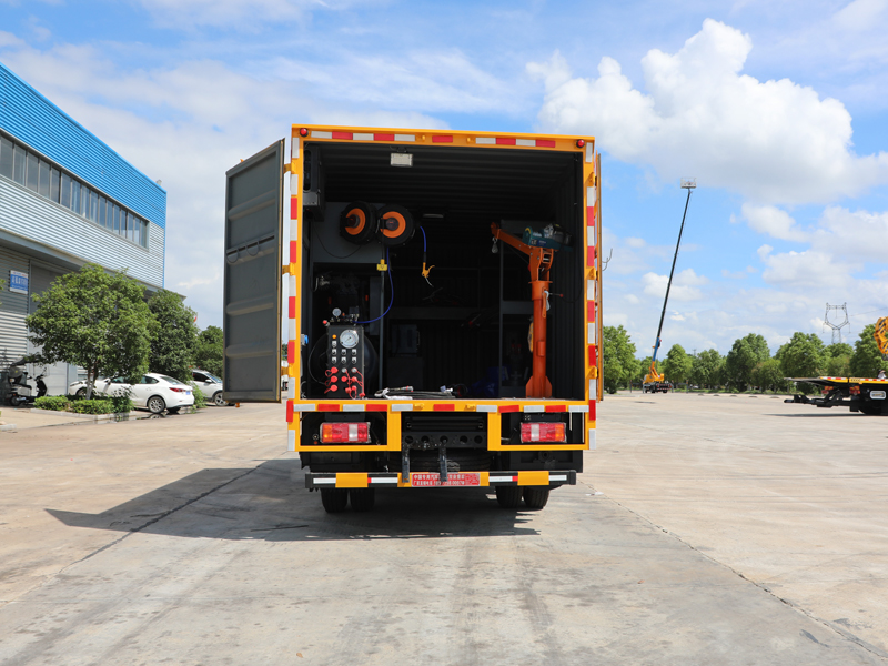 重汽蓝牌工具车